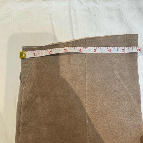 Tan suede leather Women's Boots - pointed toe size 7.5 - Picture 10 of 10